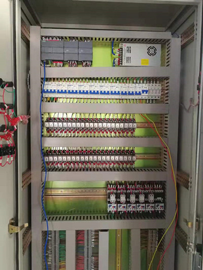 反應(yīng)釜集中加料系統(tǒng)